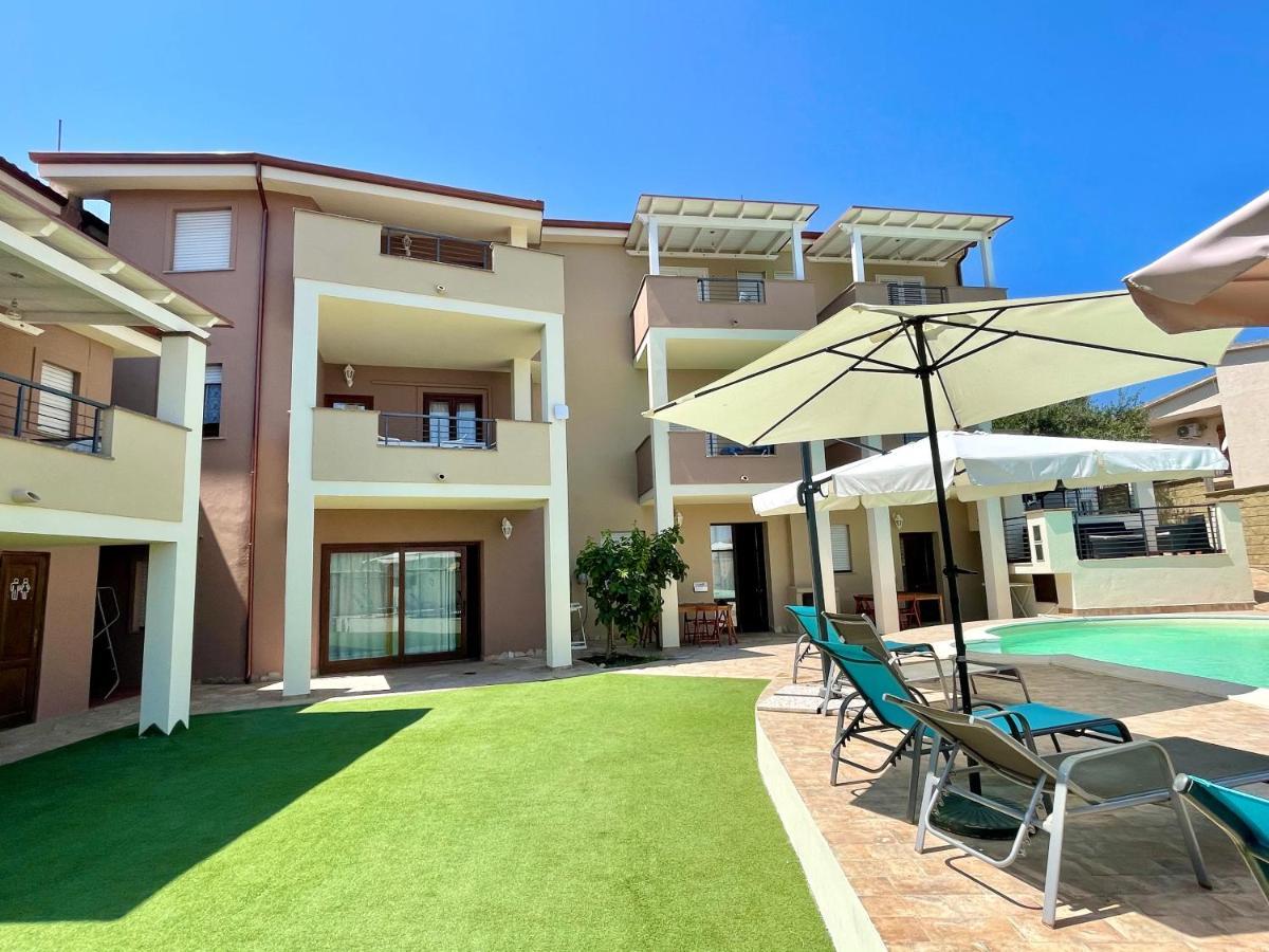 Apartment Nina Tergu ภายนอก รูปภาพ